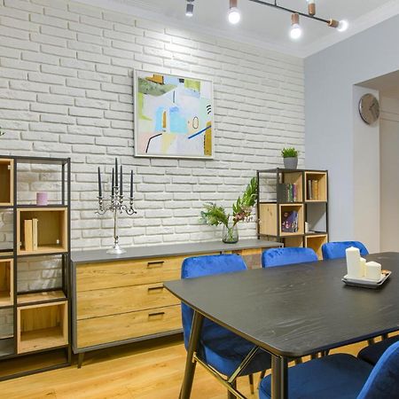 Premium Apartments Lovely 2Bd Near The Parliament Sofia Exterior photo